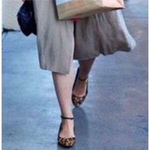 ✨Madewell THE MINI WEDGE IN CALF HAIR Sz 6.5 FLATS✨